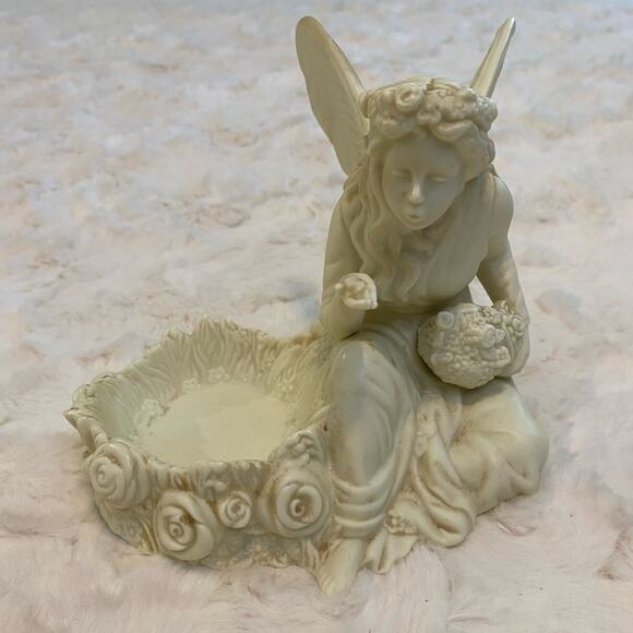 Partylite Ariana Fairy Blowing Kisses Porcelain Tea Light Candle Holder - Picture 3 of 11